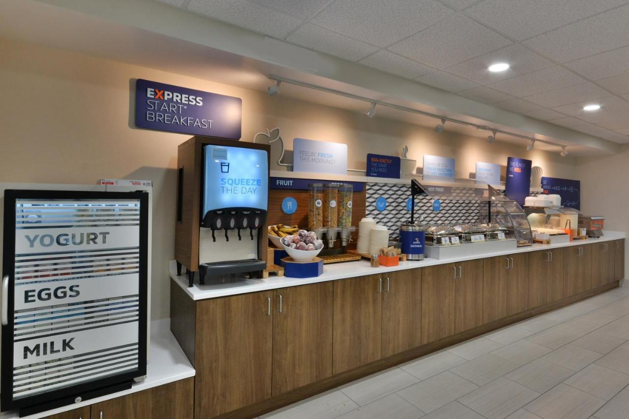 Holiday Inn Express Richmond I-64 Short Pump Area By Ihg Innsbrook Exterior photo
